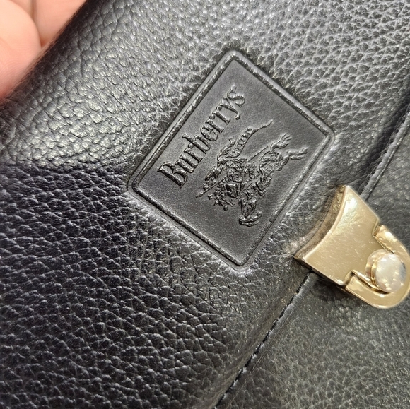 🔹️ Burberrys 🔹️vintage top handle | Pebble Leather Black Hand Bag + COA ✨️🖤 - Picture 4 of 6